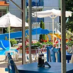 Apartment Family Elit1 *