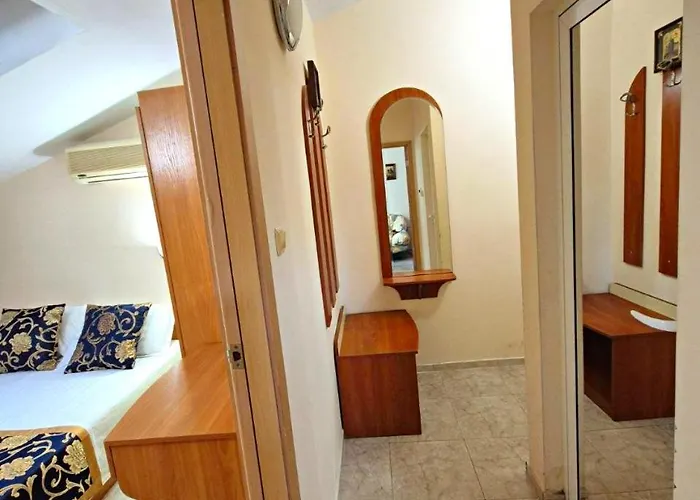 Family Elit1 公寓 *