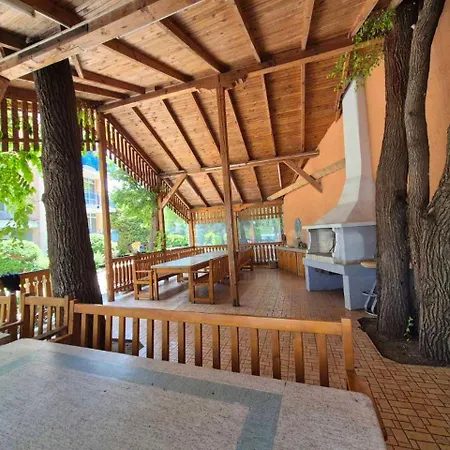 Family Elit1 アパート