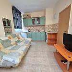 Family Elit1 Apartman *