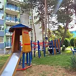 Family Elit1 Apartman Napospart